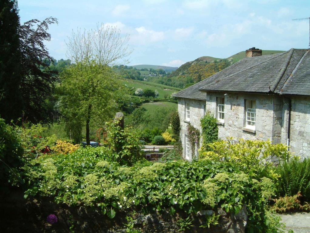 Pen-y-dyffryn Country Hotel 3*